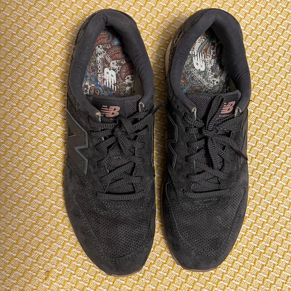 Womens New Balance 696 Charcoal Grey Suede Tennis Shoes